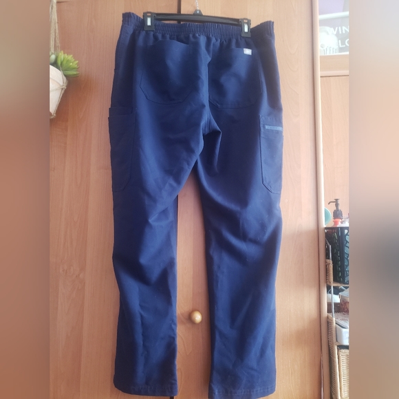 Figs Scrub Pants - Picture 2 of 3